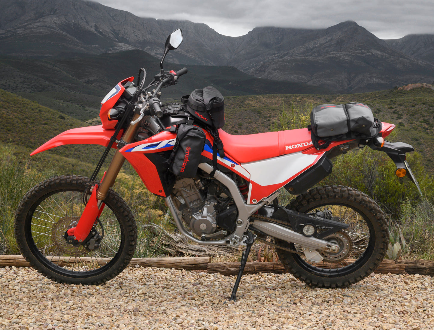 Turkana GeckoGrip™ M.O.L.L.E. Tank Harnesses