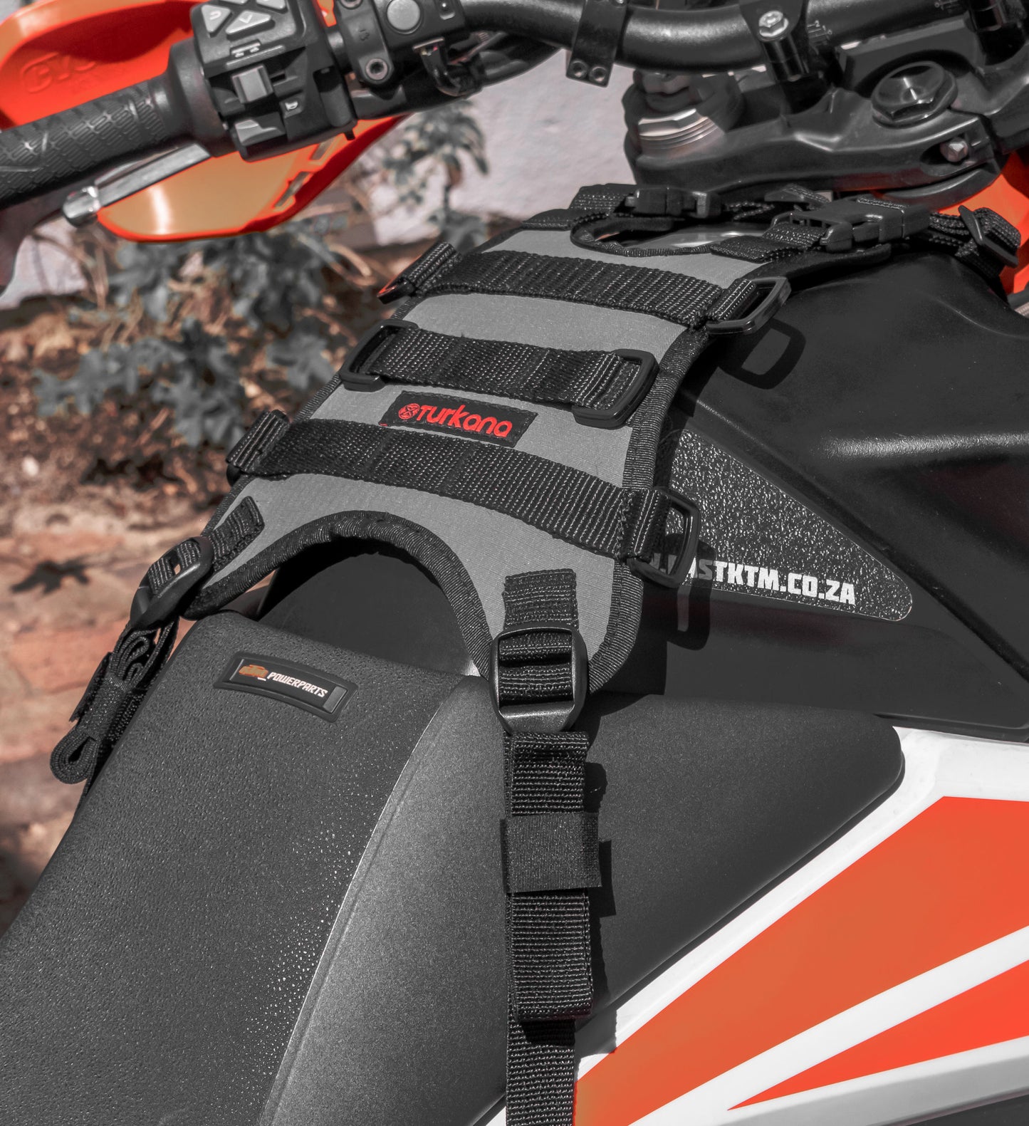 Turkana GeckoGrip™ M.O.L.L.E. Tank Harnesses