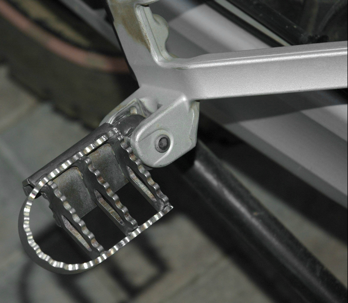 Wide Foot Pegs - Stainless Steel - KTM 690 Enduro (Pillion/Passenger)