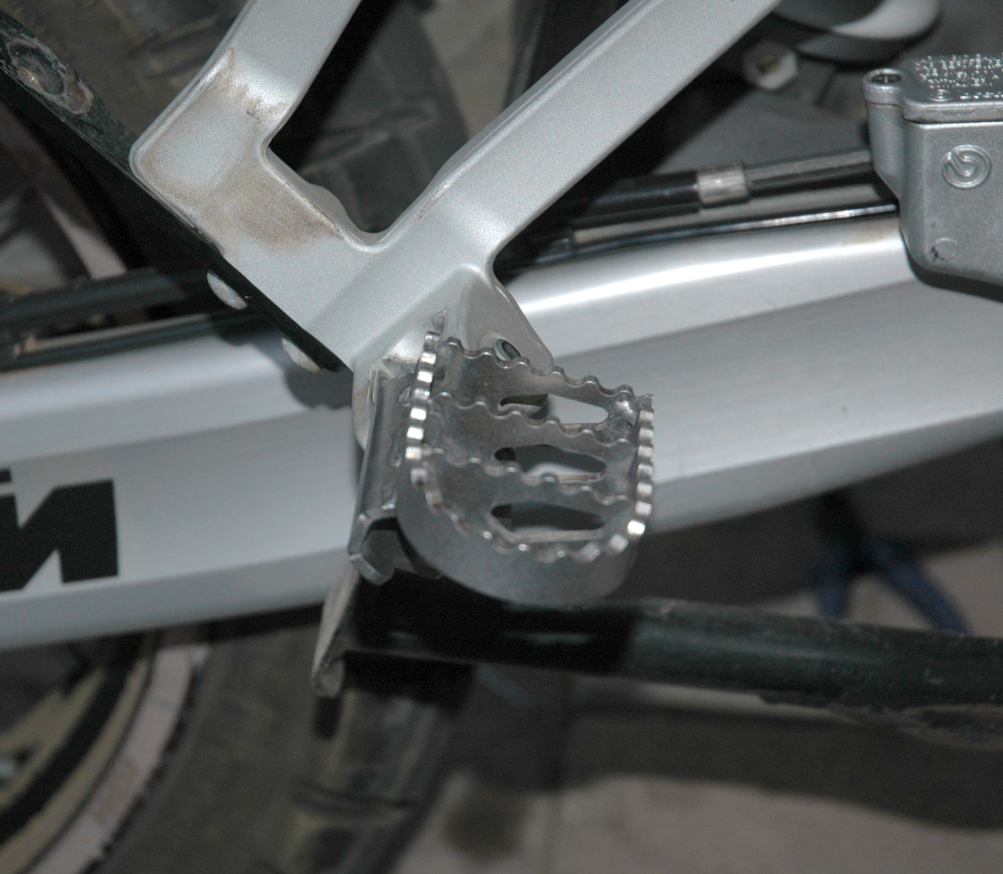 Wide Foot Pegs - Stainless Steel - KTM 690 Enduro (Pillion/Passenger)